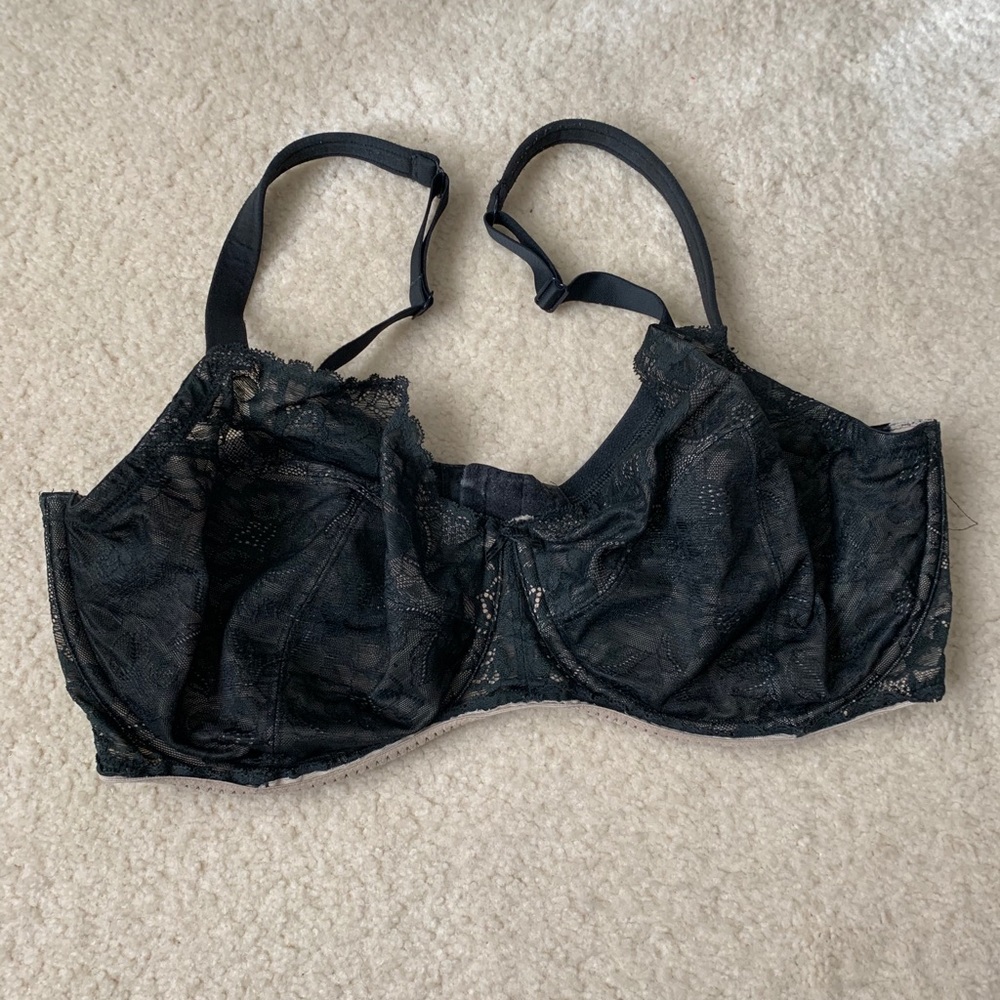 Cacique black lace bra
